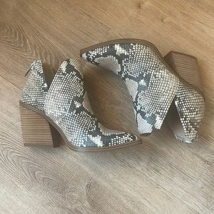 Snakeskin Steve Madden Booties